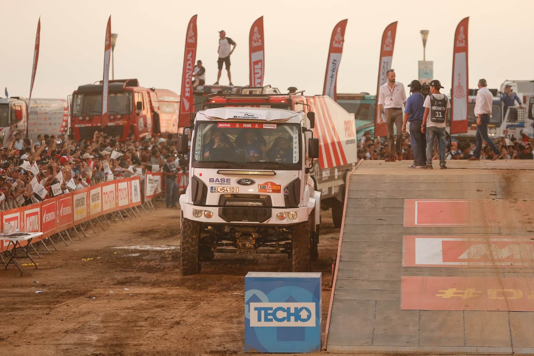 BASE independent suspension in the Dakar Rally